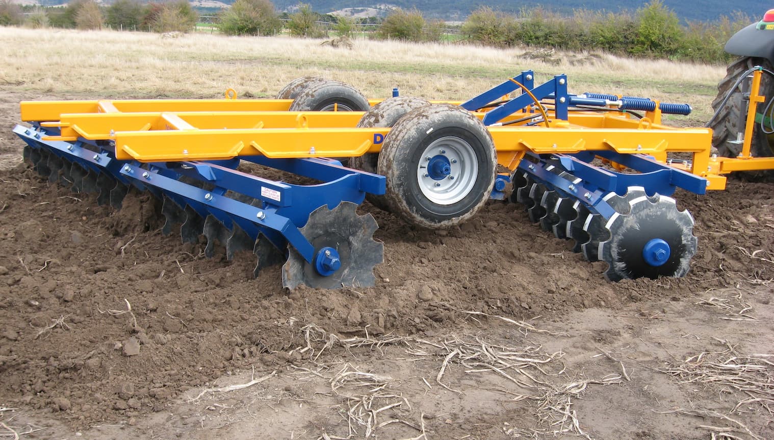 Offset Discs, a range designed for seriously hard going Delmade